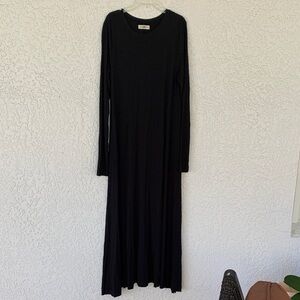 NATURAL LIFE Black Long Sleeve Maxi Dress with pockets size L